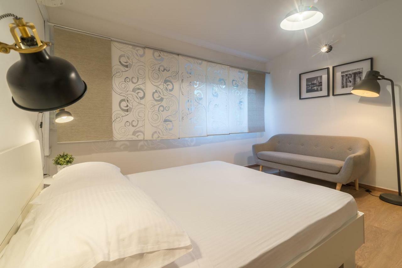 Studios & Apartments Porto Zadar Buitenkant foto